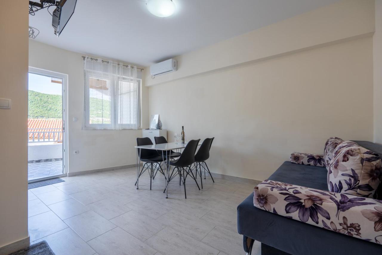 Apartments Nico Neum Exterior photo